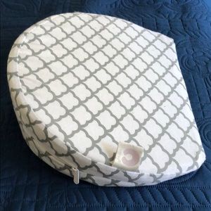 Boppy maternity wedge